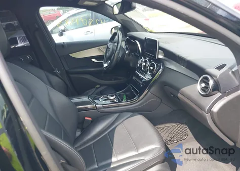 2017 Mercedes-Benz Glc 300 4Matic z USA, uszkodzony, nr VIN WDC0G4KB7HF135724